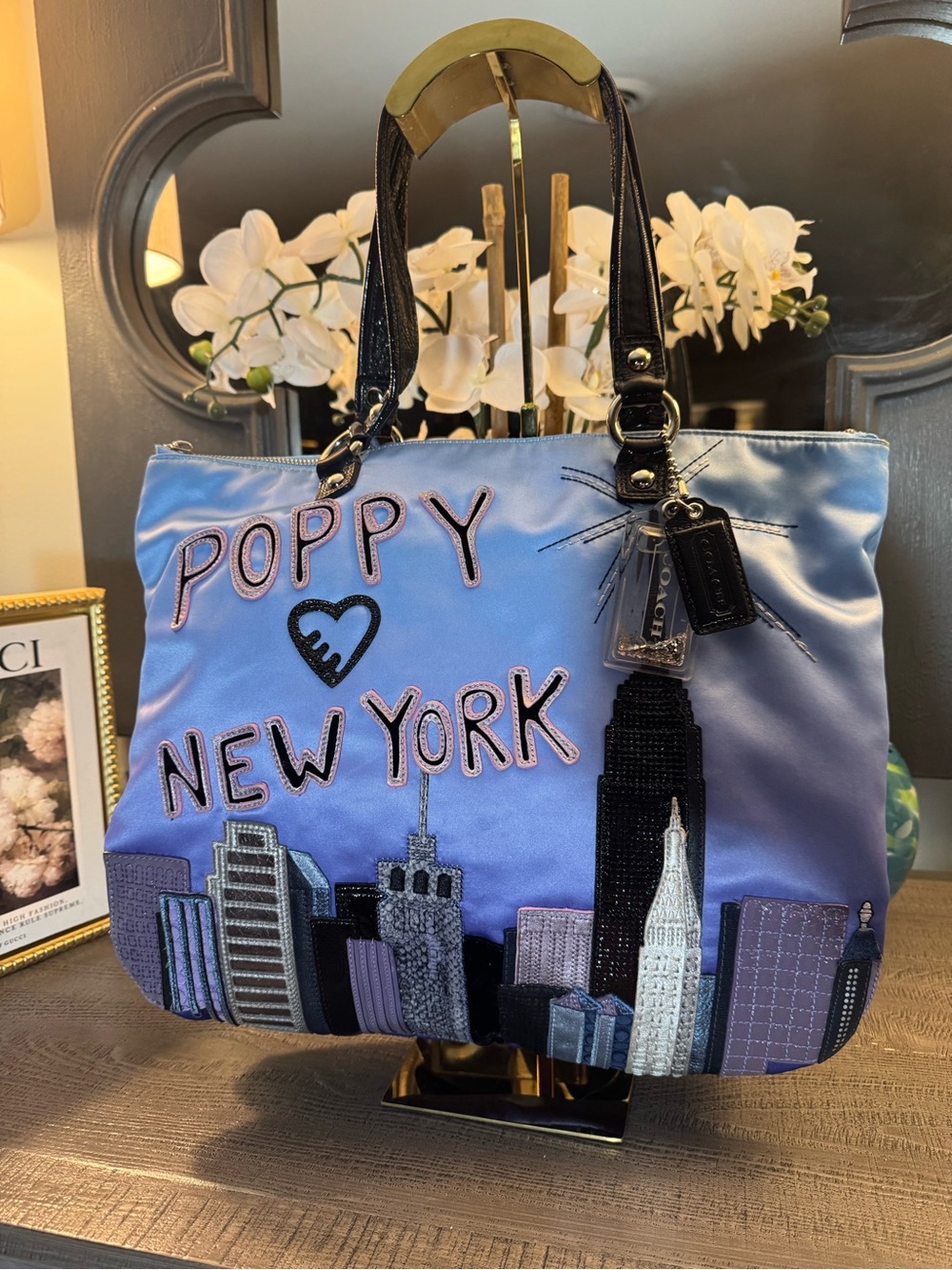 Coach Poppy Limited Edition New York City Skyline Tote Like NEW Condition